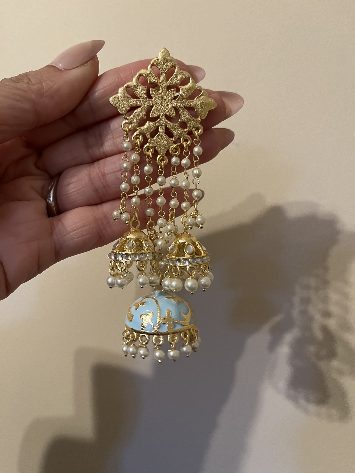 Indian earrings/jhumka image indicator(2)