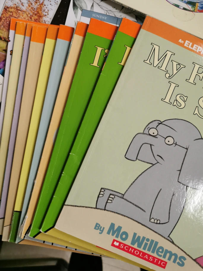 elephant and piggies books