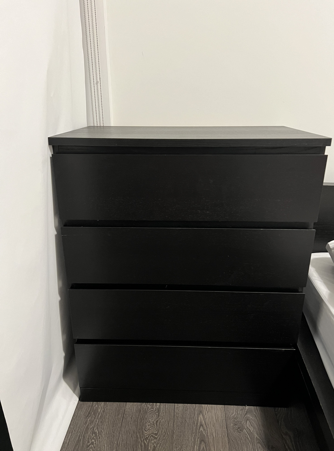 4 Drawer Malm dresser