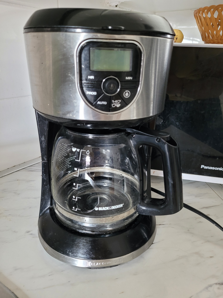 Black Decker Coffee Maker Like New!