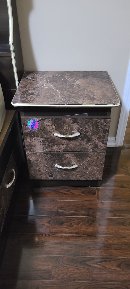 7 peice bedroom set with matress - photo 5