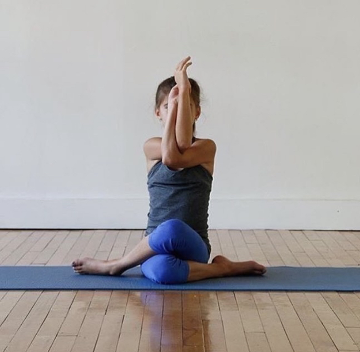 Ivivva by Lululemon Capris -Girls 14/Women S image indicator(4)