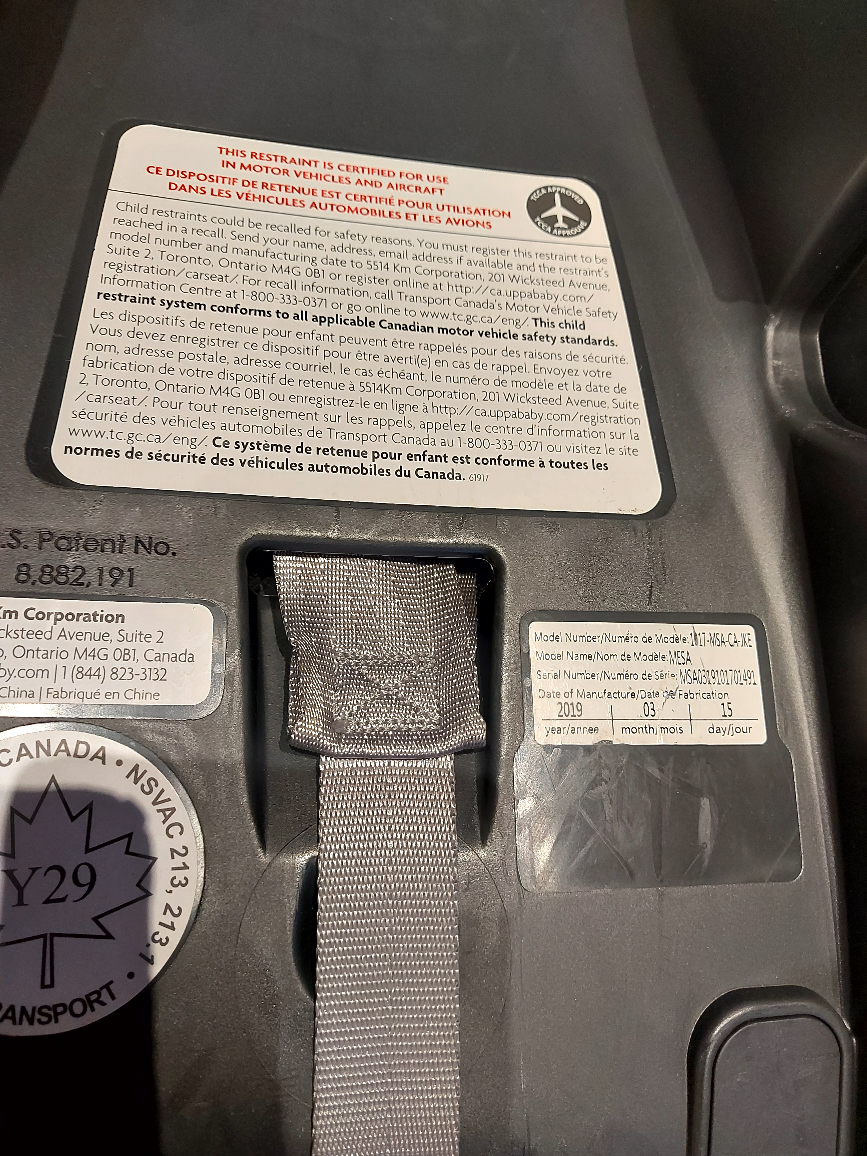 Uppababy car seat and base - photo 3