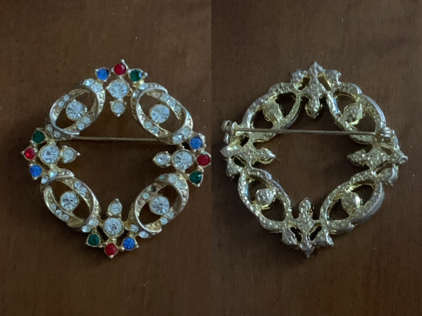 Brooch thumbnail