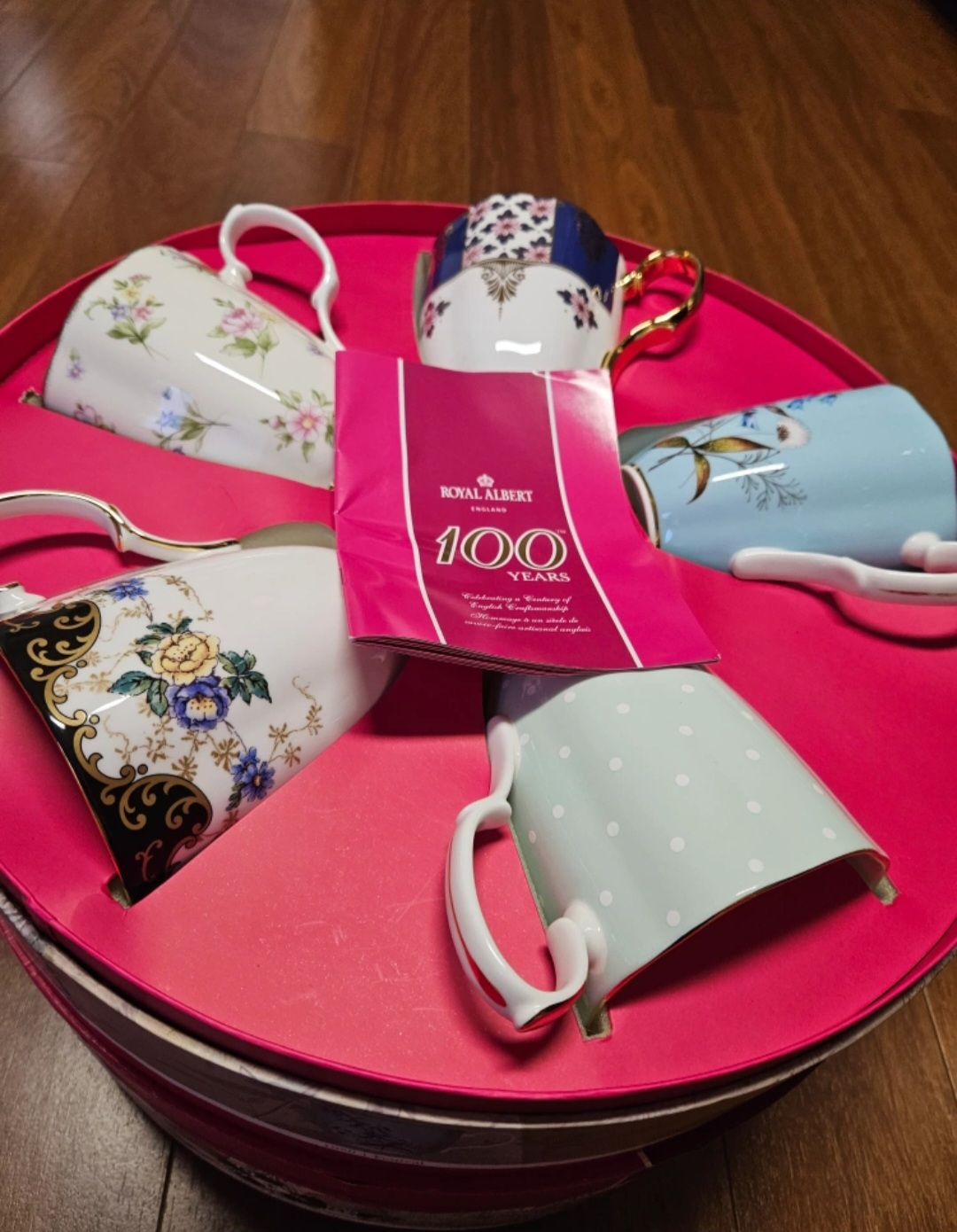 Royal Albert 100 years 59$ for one set - photo 2