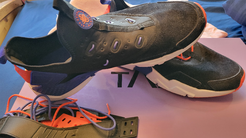 Nike Air Huarache size 13 image indicator(4)