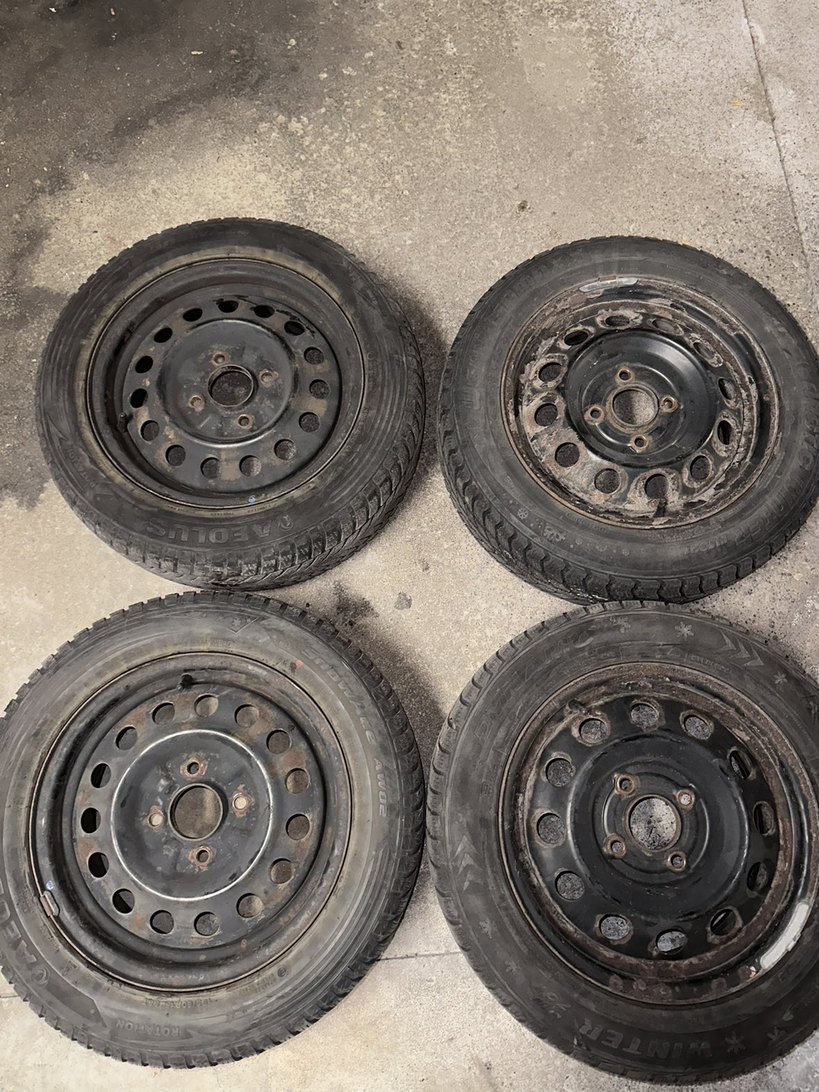 Winter tires with rims. 195/60R15 - photo 3
