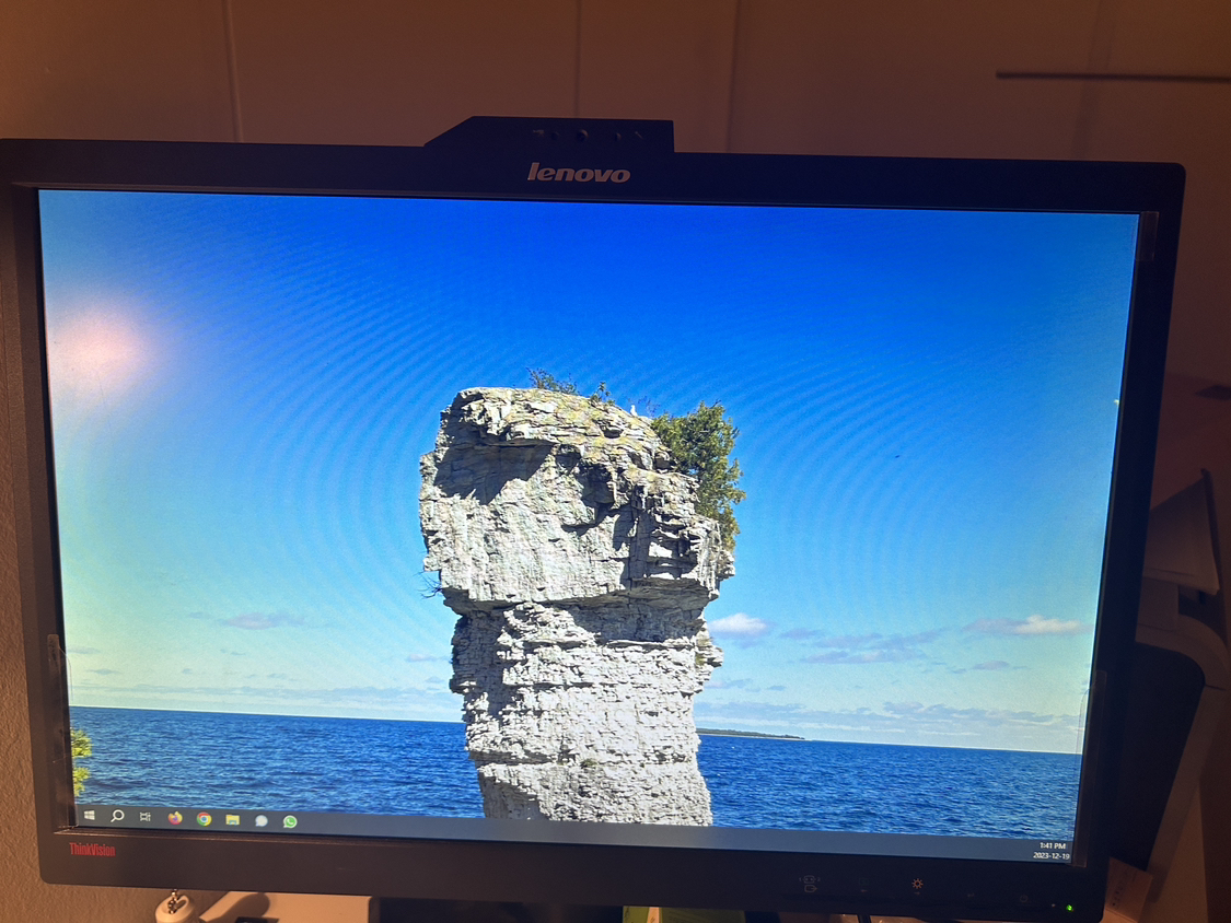 Lenovo Thinkvision LED monitor with webcam thumbnail
