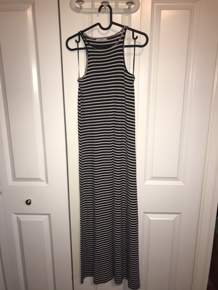Long Pull&Bear dress $30 thumbnail