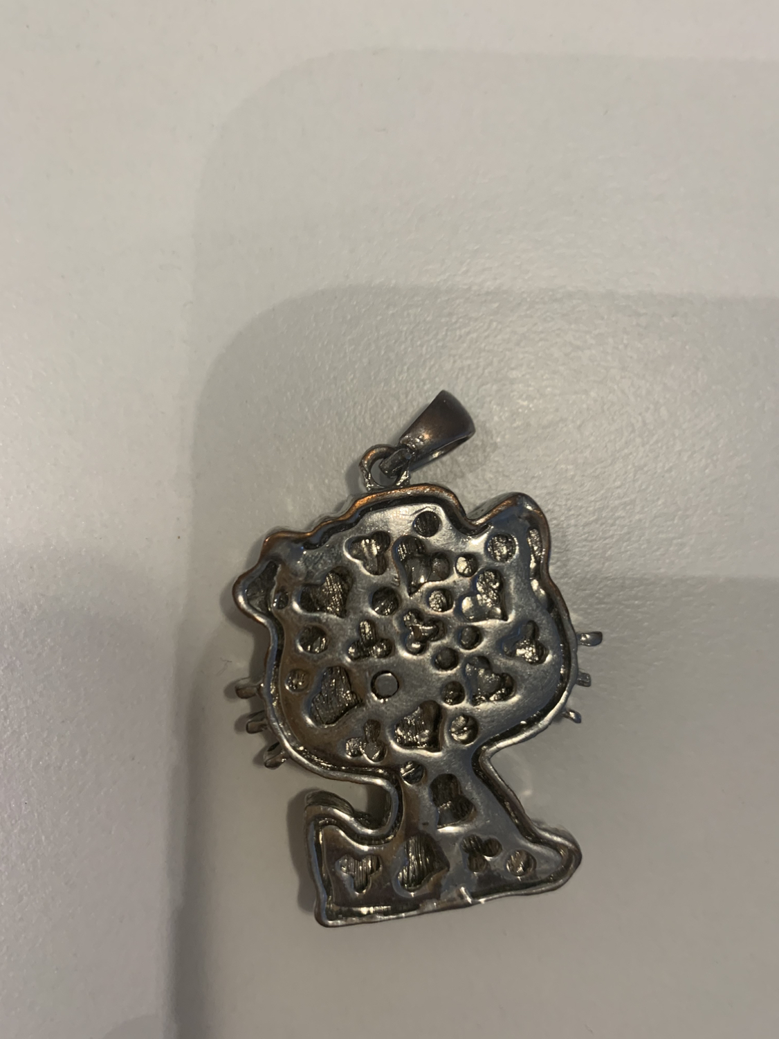 Hello Kitty Pendant. #freecycle - photo 2