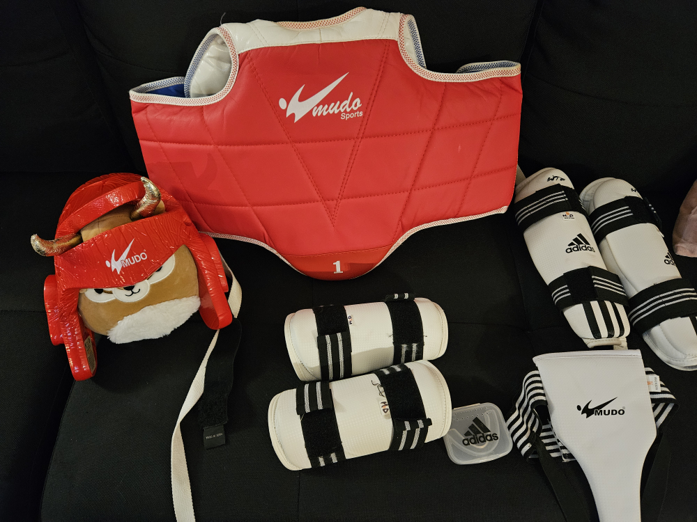 Kid's Taekwondo Equip. (Adidas)
