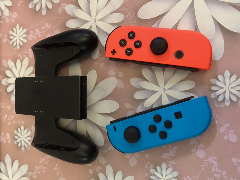 Nintendo switch - photo 3
