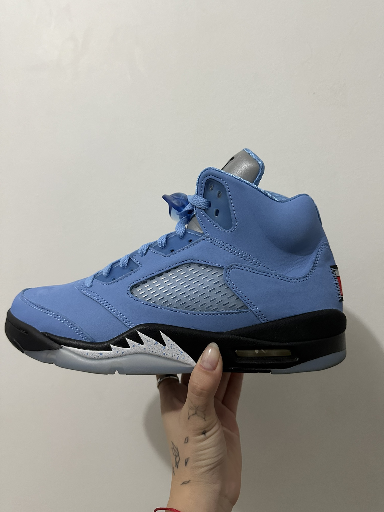 Jordan 5 University blue size 10 Vnds