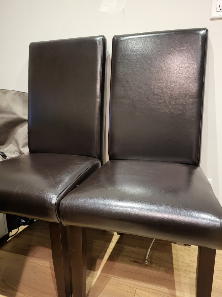 Extendable dining table with 4 leather chairs - photo 3