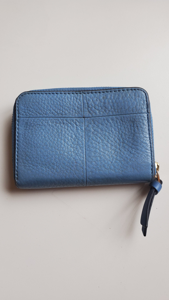 Tory Burch coin wallet image indicator(4)