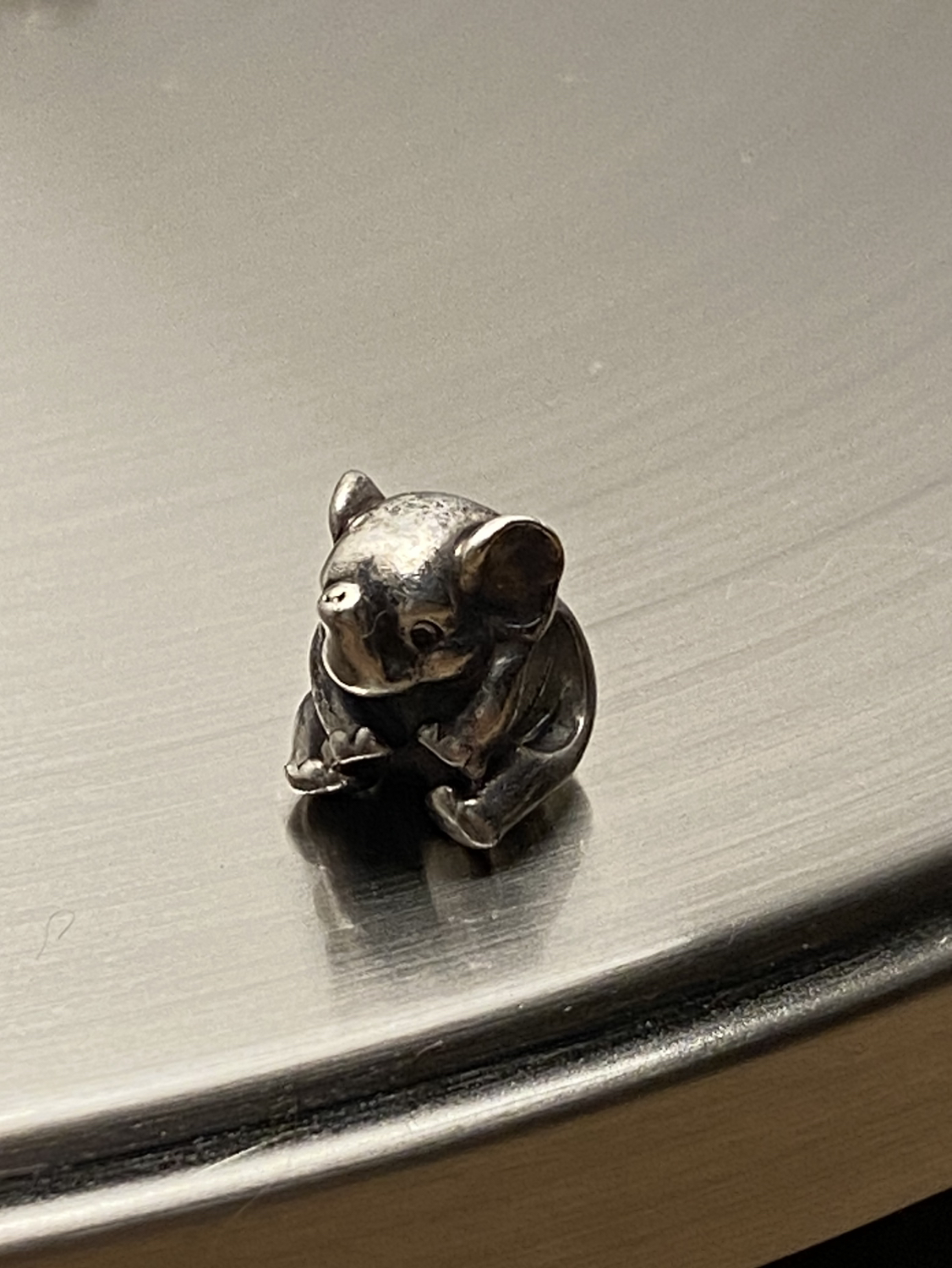 Pandora bracelet with 4 charms image indicator(7)