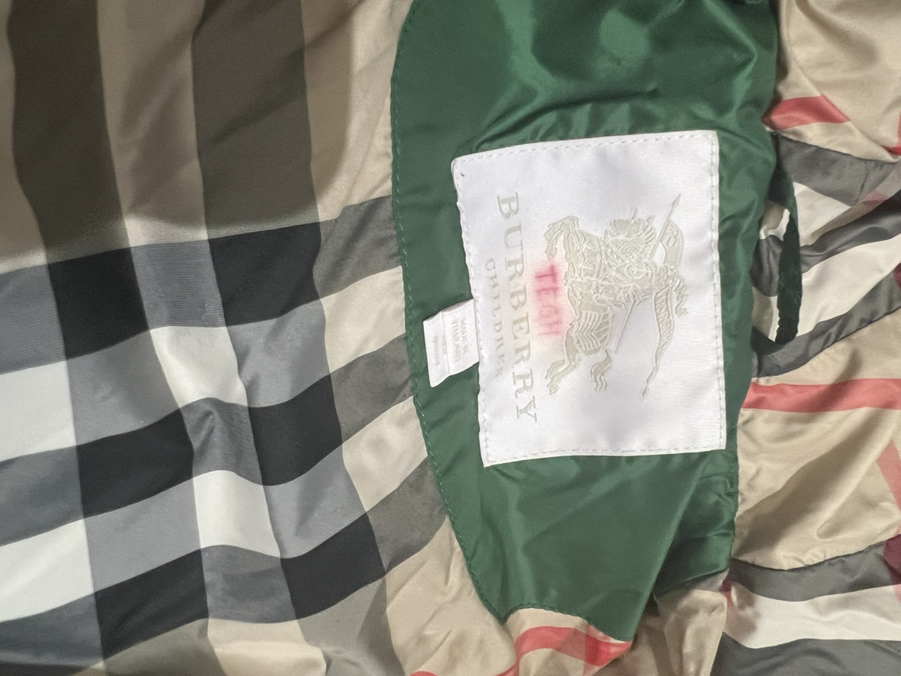 Kids Burberry coat image indicator(3)