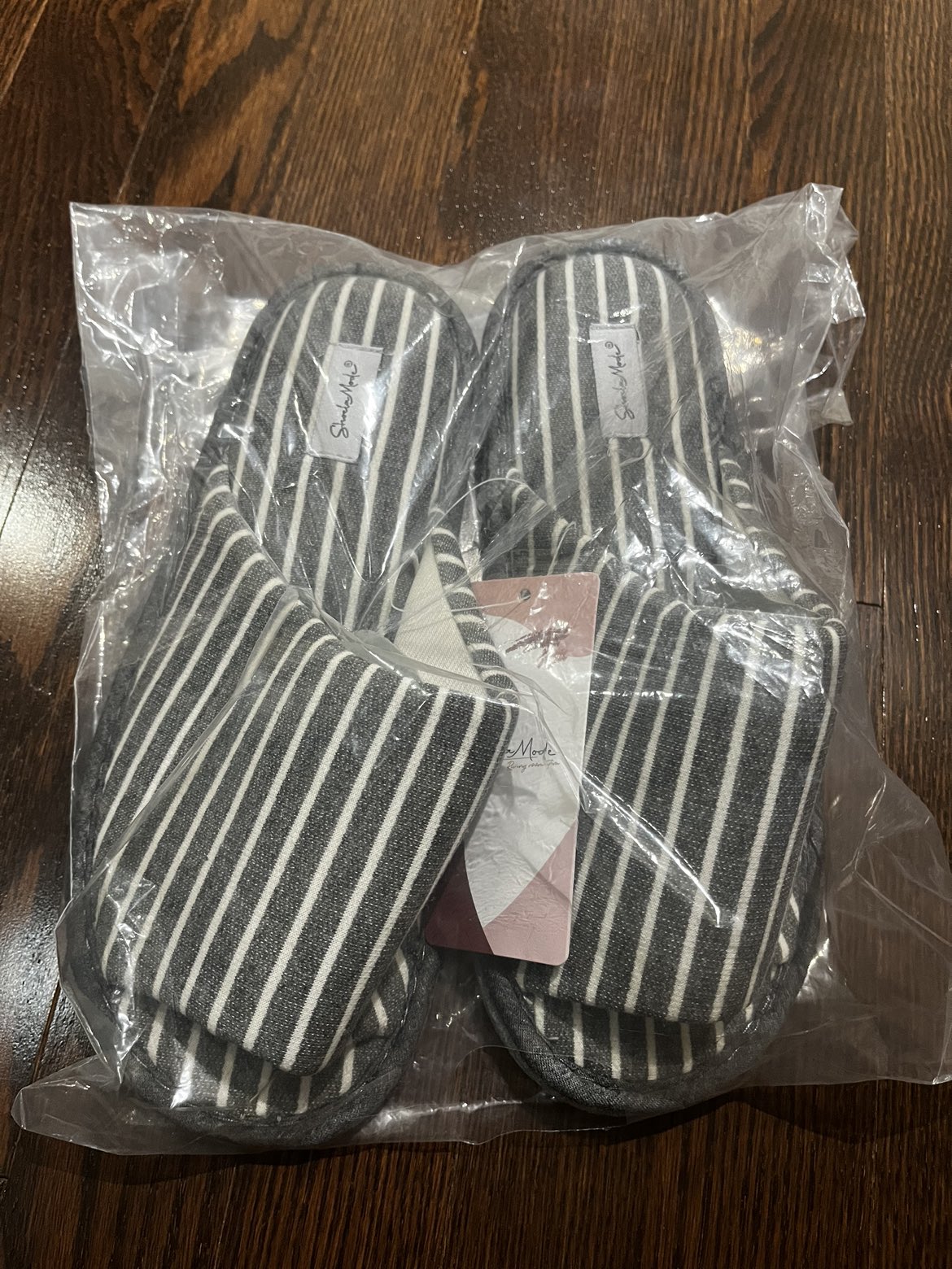Home slippers(A set of 2) image indicator(4)