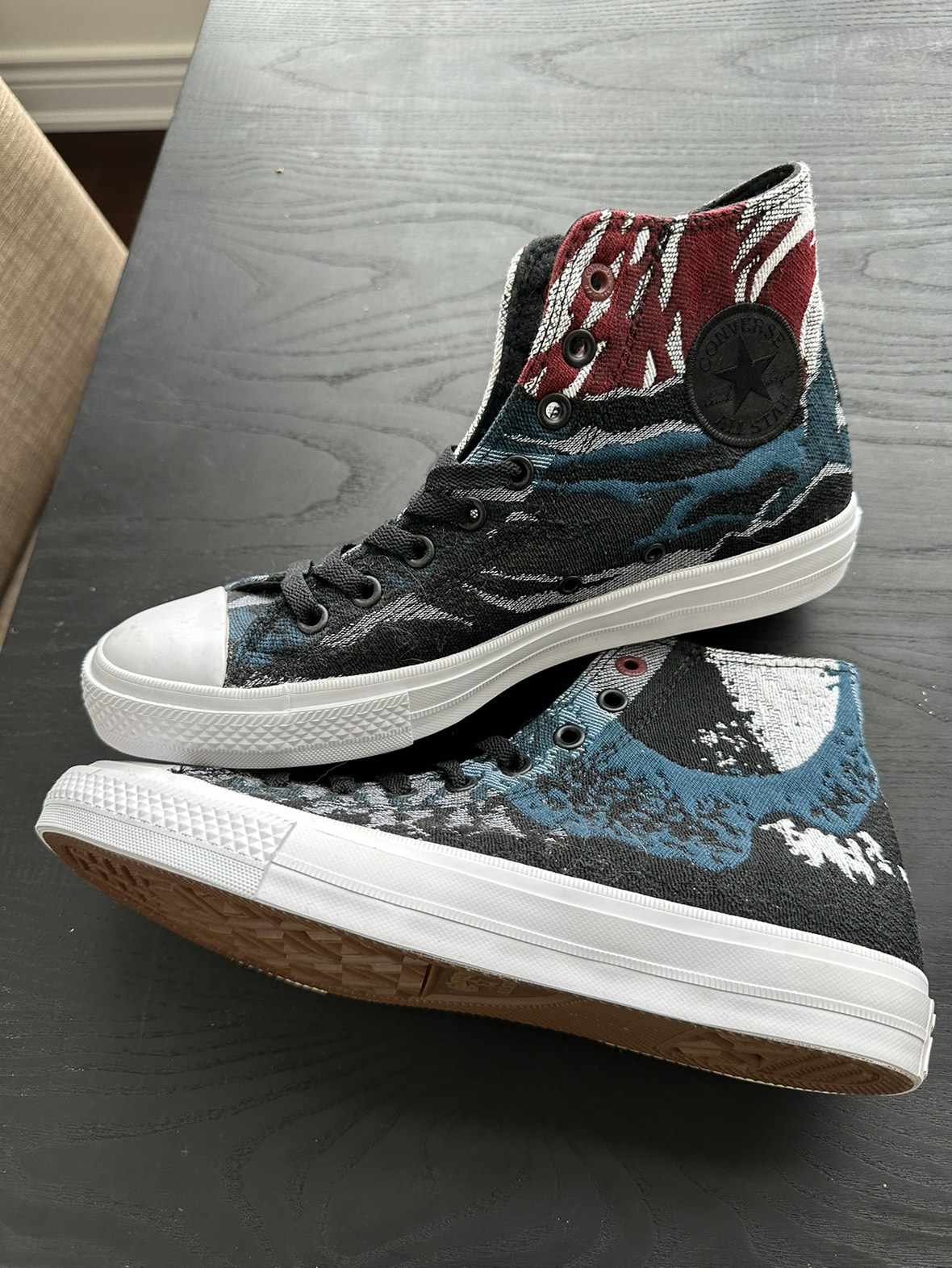 Never worn Converse Chuck Taylor All Star High Tops Mens Size 9 - photo 2