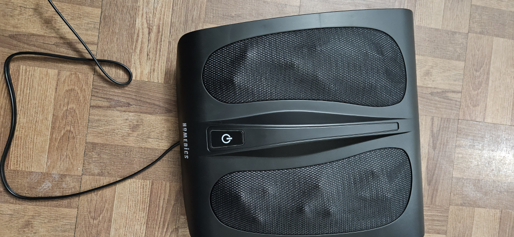 TRIPLE ACTION FOOT MASSAGE #SELLINGSPREE image indicator(8)