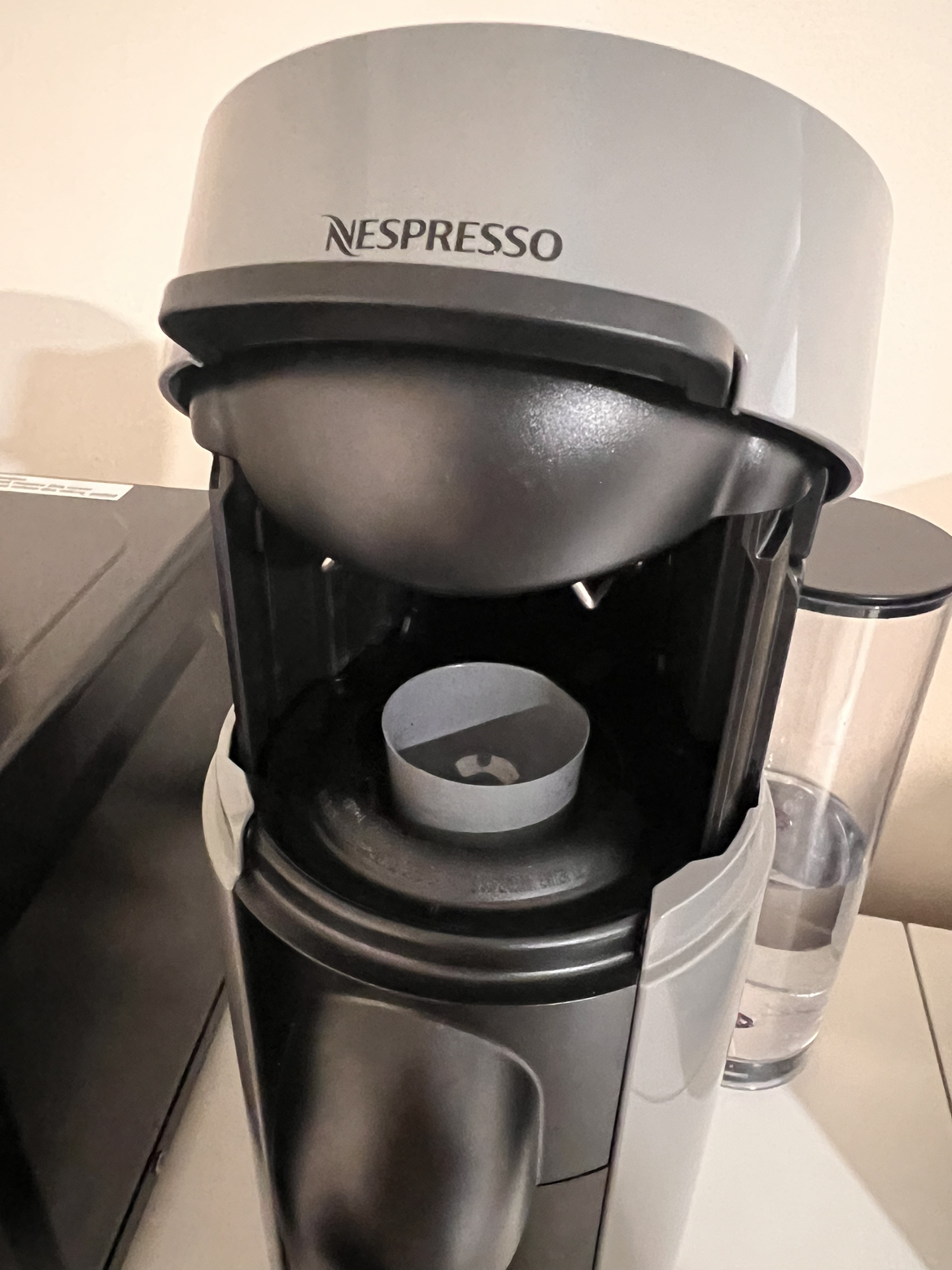 Grey Nespresso Vertuo Pop Plus - photo 3