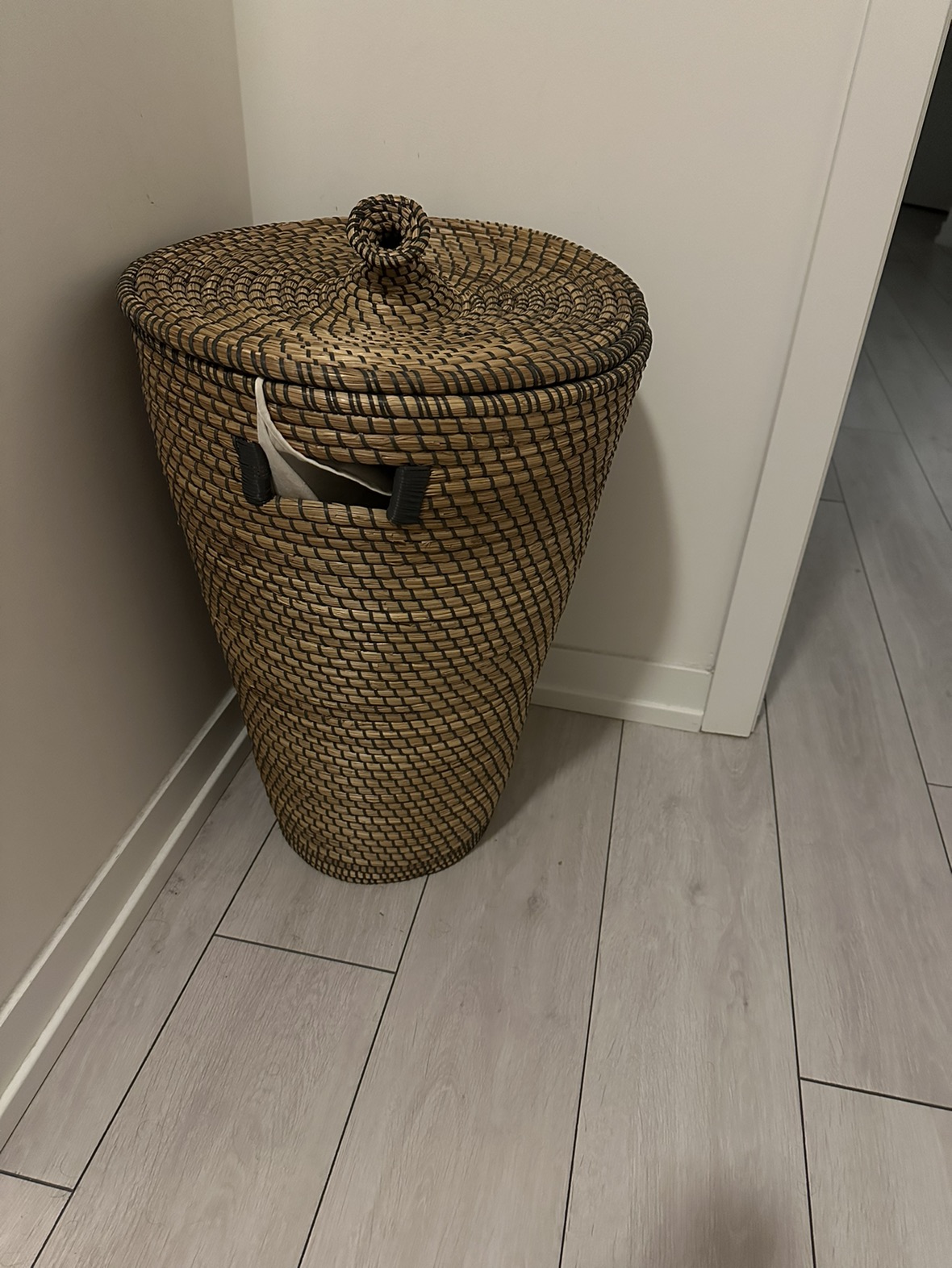 Weave hamper thumbnail