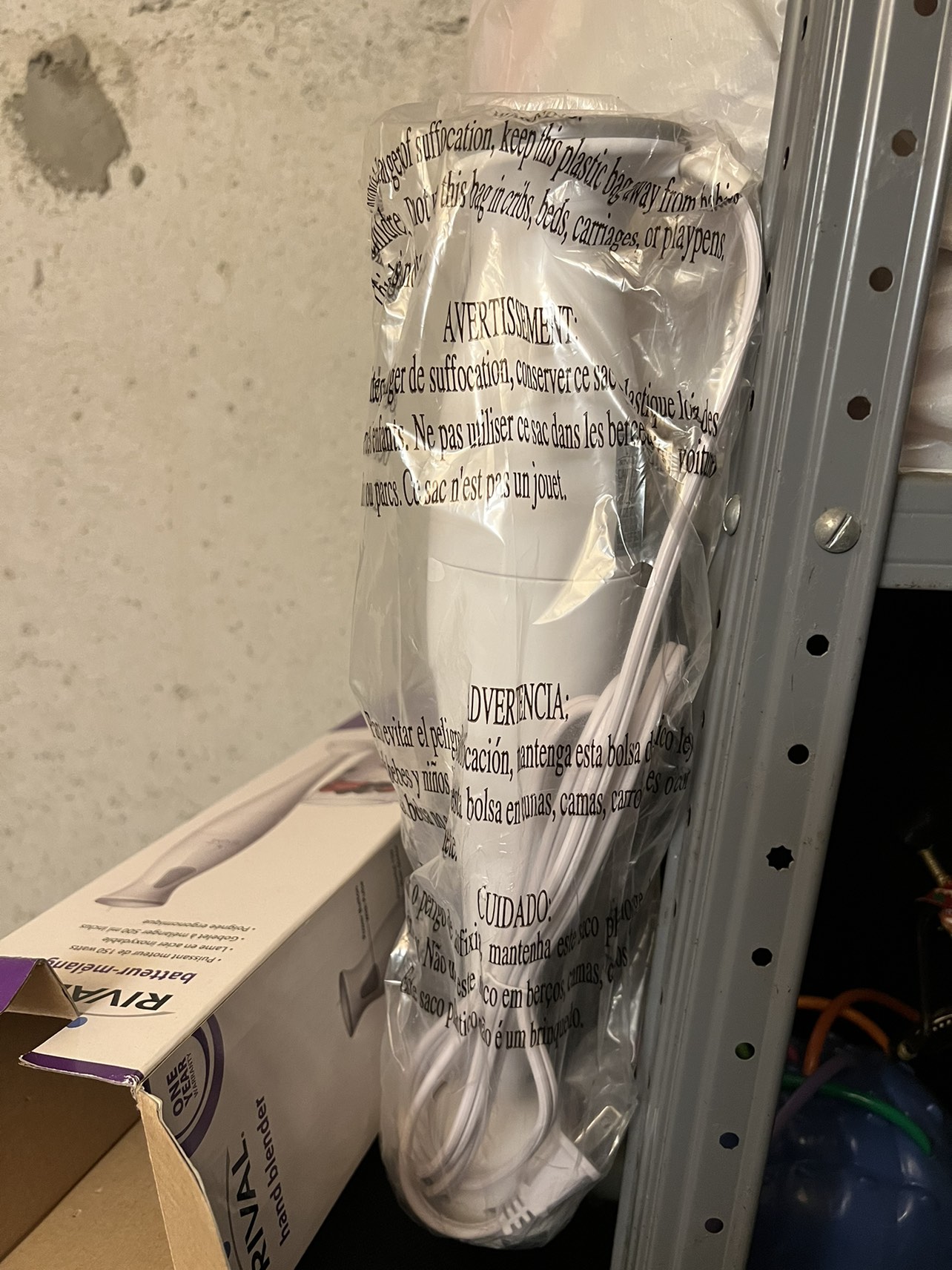 Hand blender