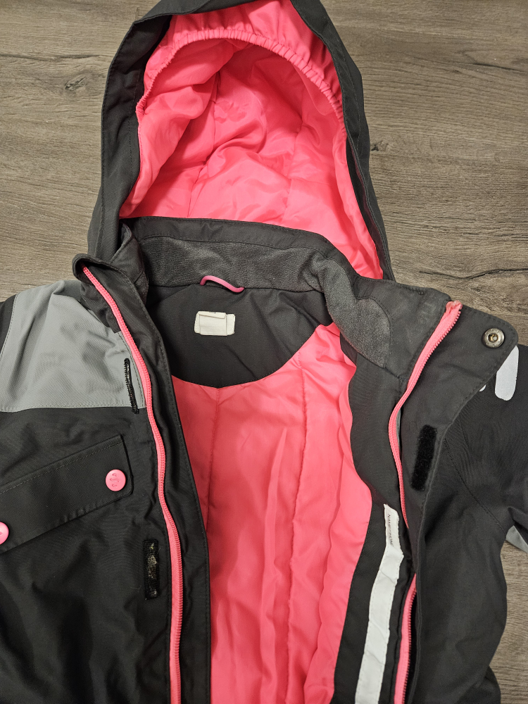H&M One piece snowsuit size 5/6 kids 🥕 - photo 2