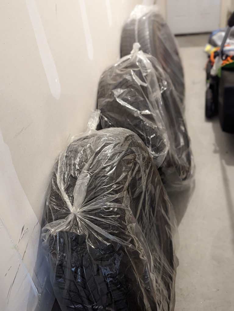 Winter tires plus rims - photo 4