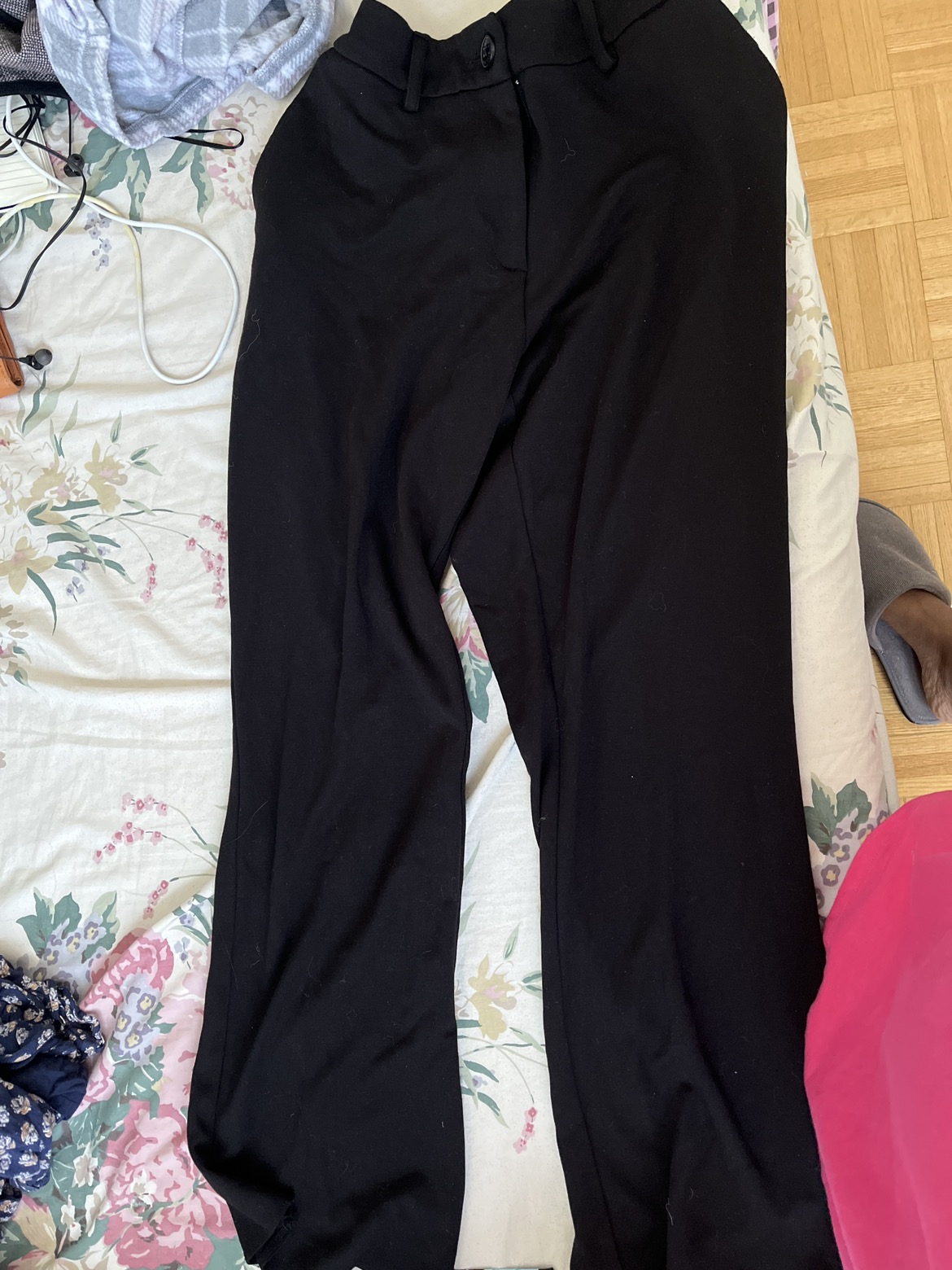Women clothing #freecycle thumbnail