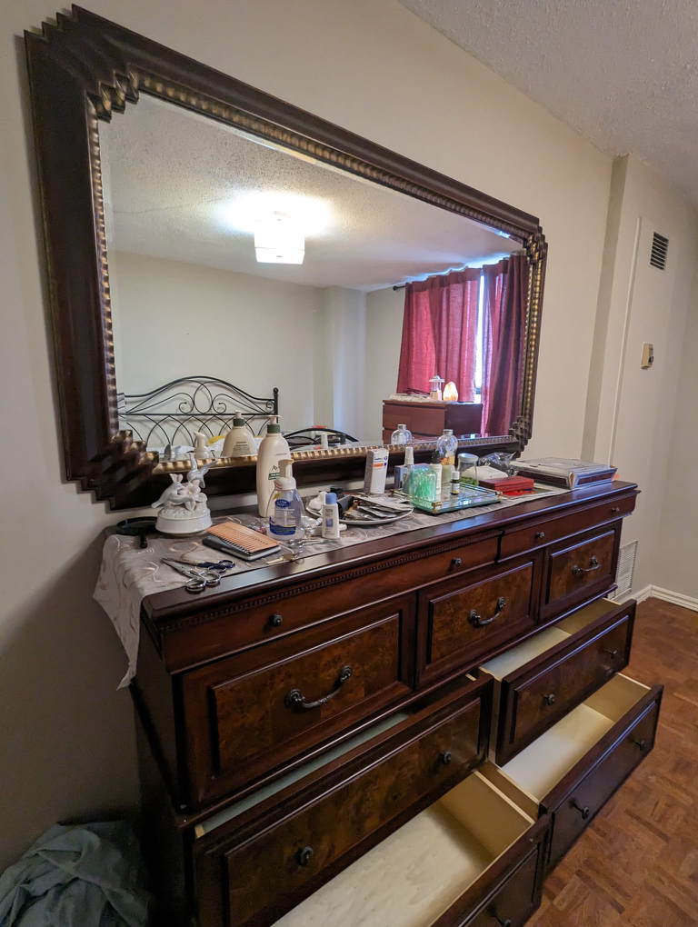 Dresser and Mirror #SellingSpree