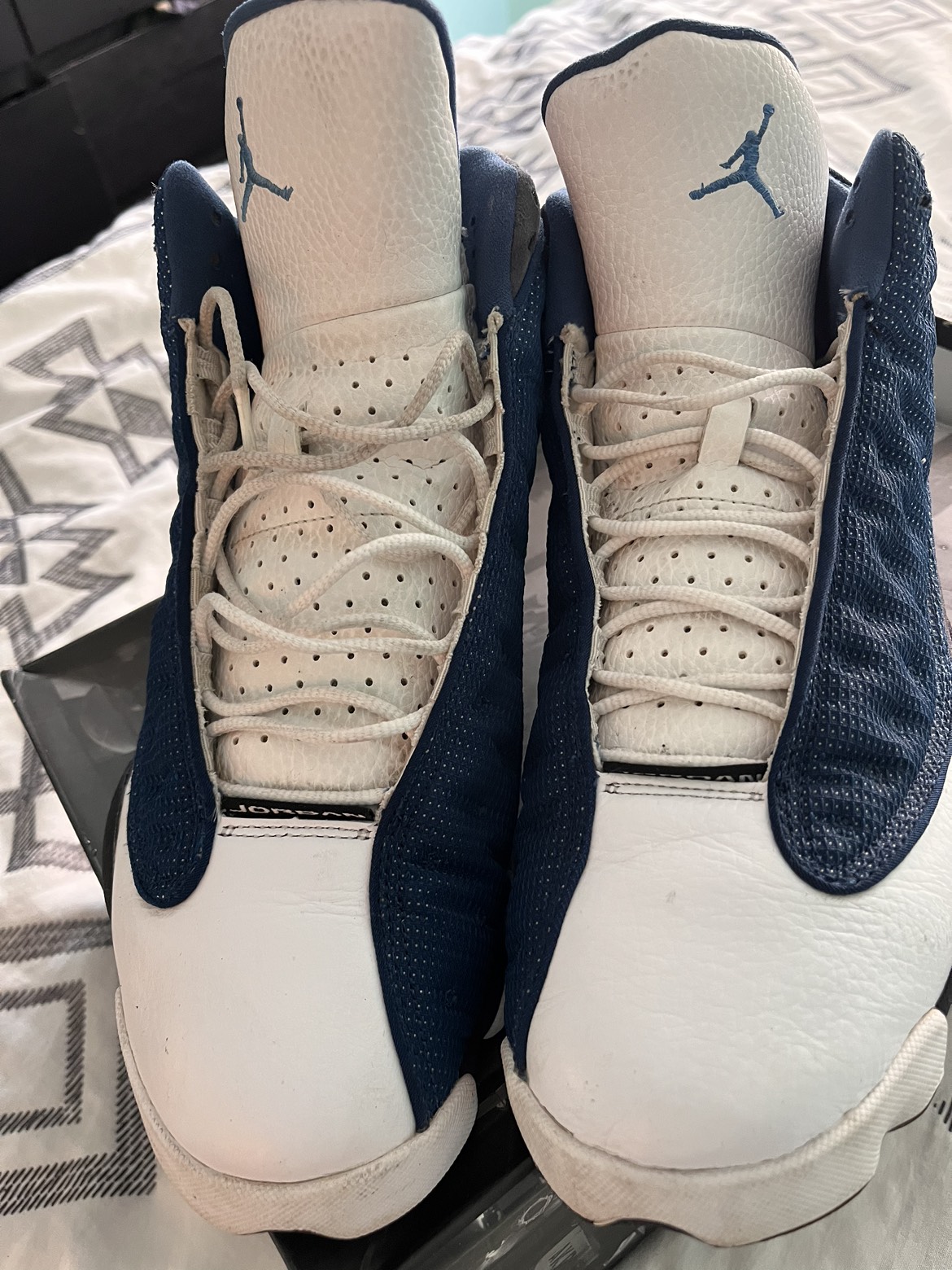 Air Jordan 13 flight grey