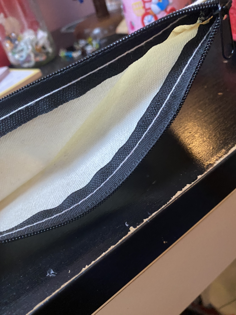 Pencil Case “C” image indicator(3)