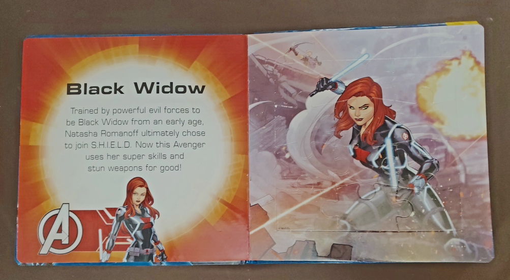 Book with 5 puzzles Avengers Marvel image indicator(6)