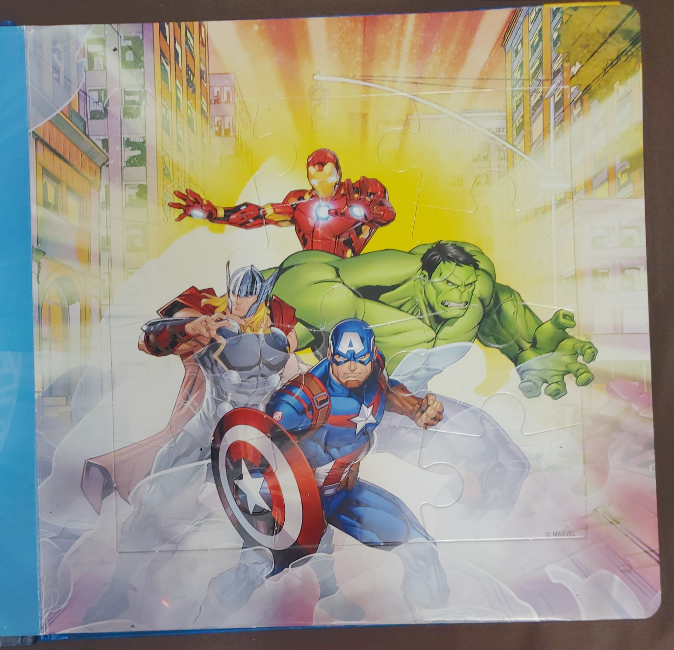 Book with 5 puzzles Avengers Marvel image indicator(7)