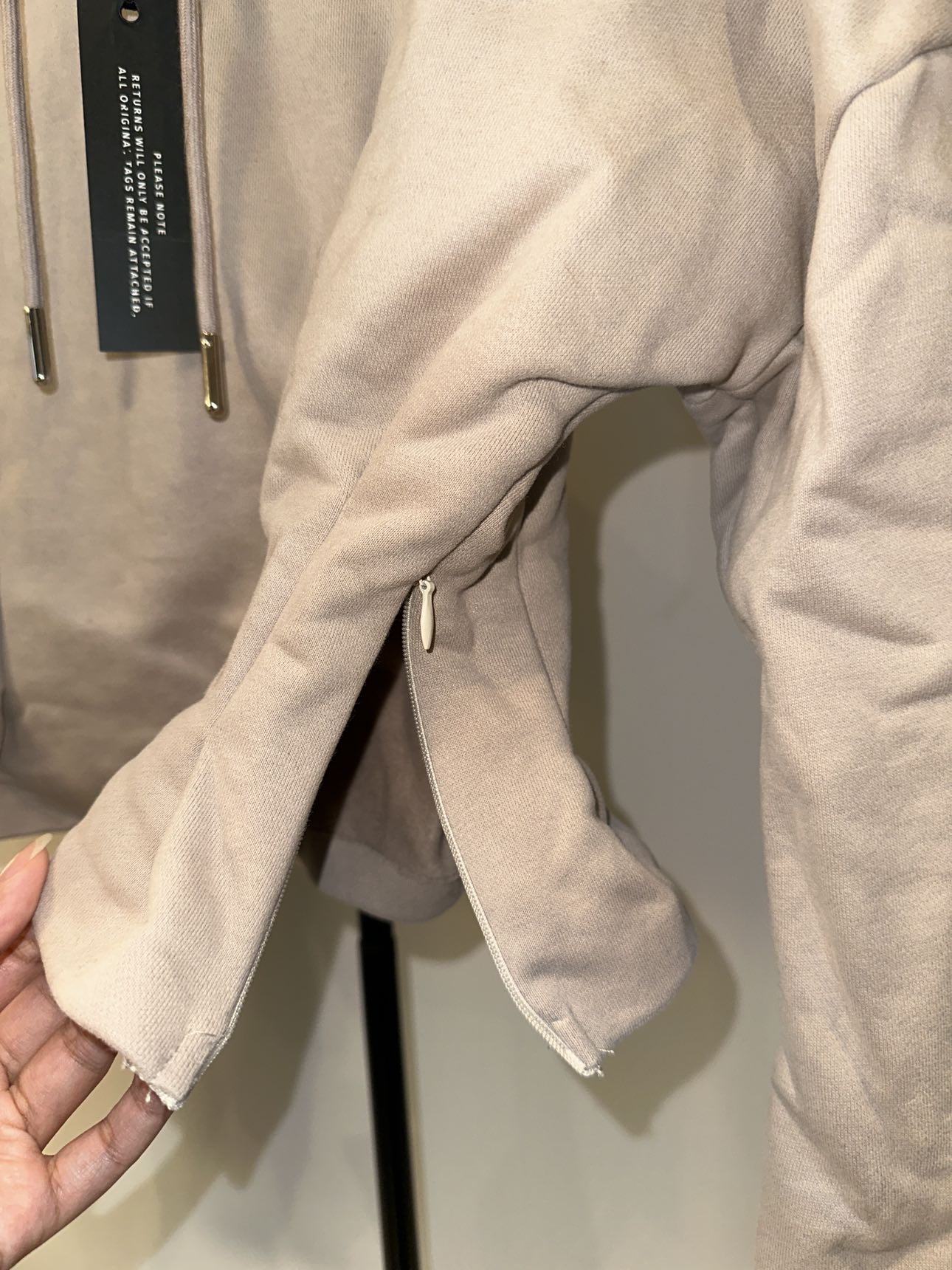 *NEW* Maniere De Voir Cinched Waist Hoodie Sweater (6) - photo 4