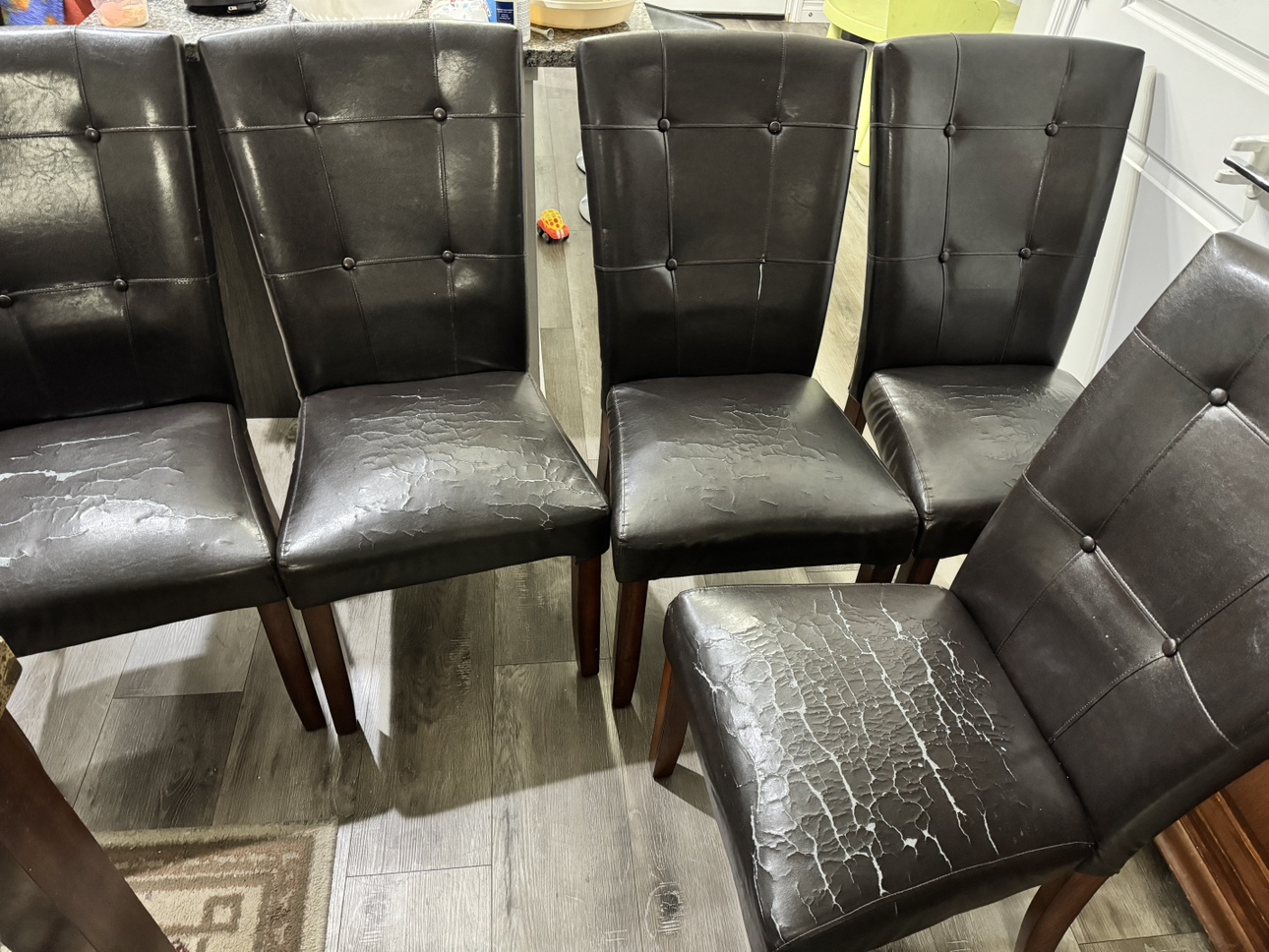 5 Dining Chairs #SellingSpree