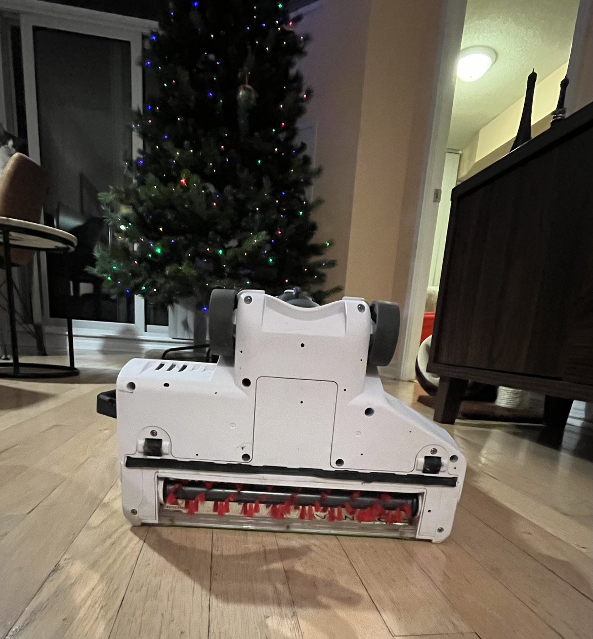 Bissell Cross Wave - Vacuum and Wash at the same time image indicator(3)