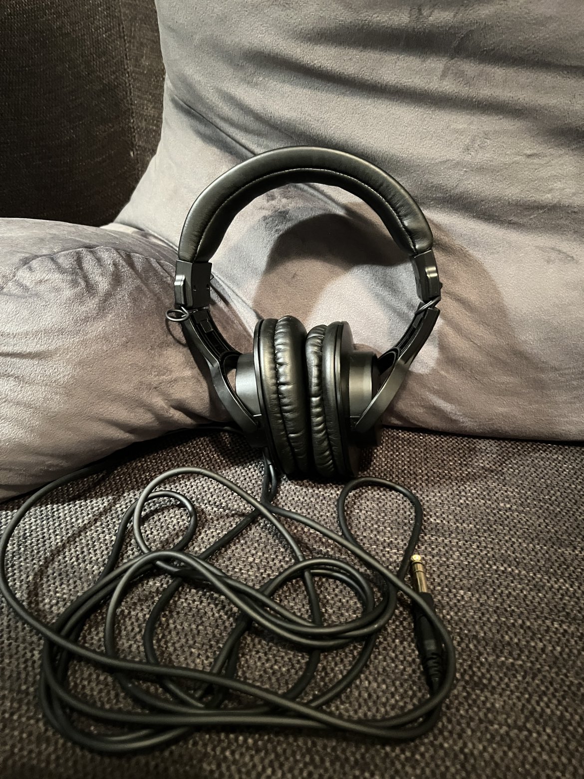 Audio-technica wire earphone thumbnail