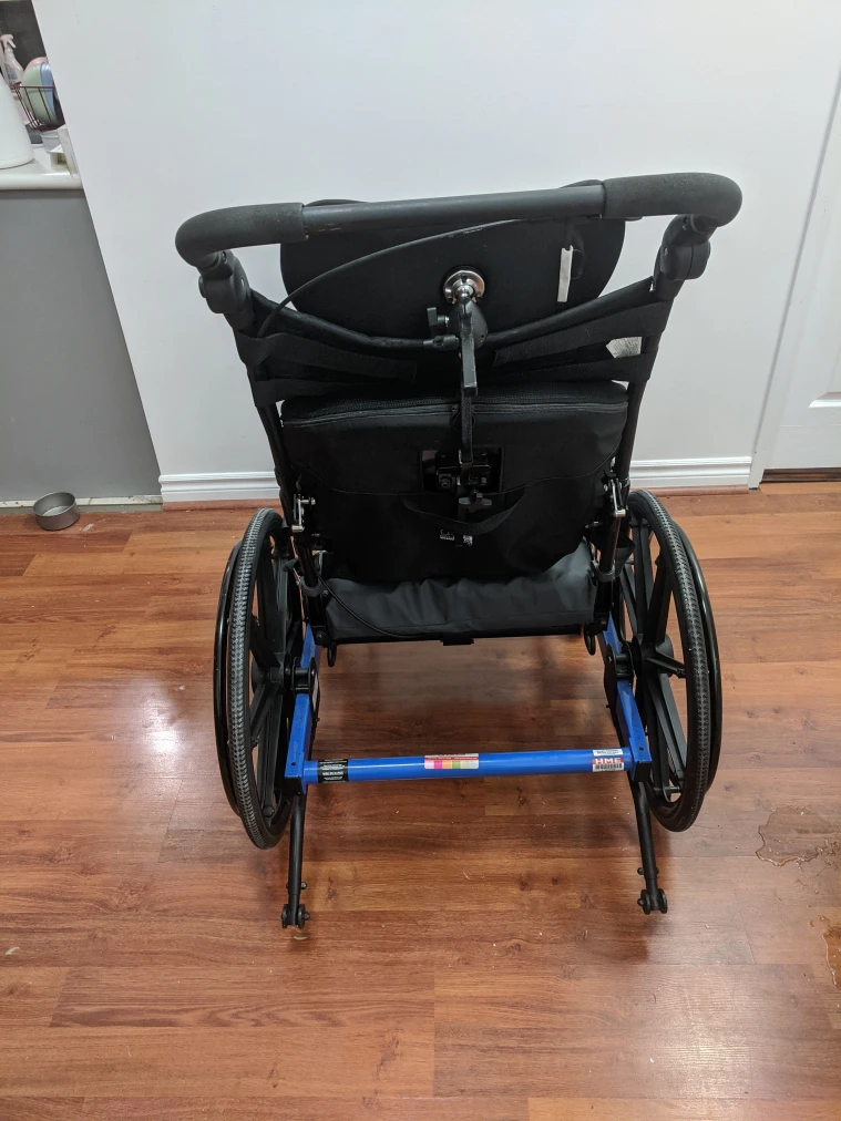 large manual tilt wheel chair - photo 4