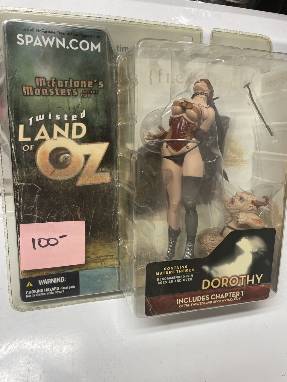 DOROTHY Twisted Land of Oz Action Figure