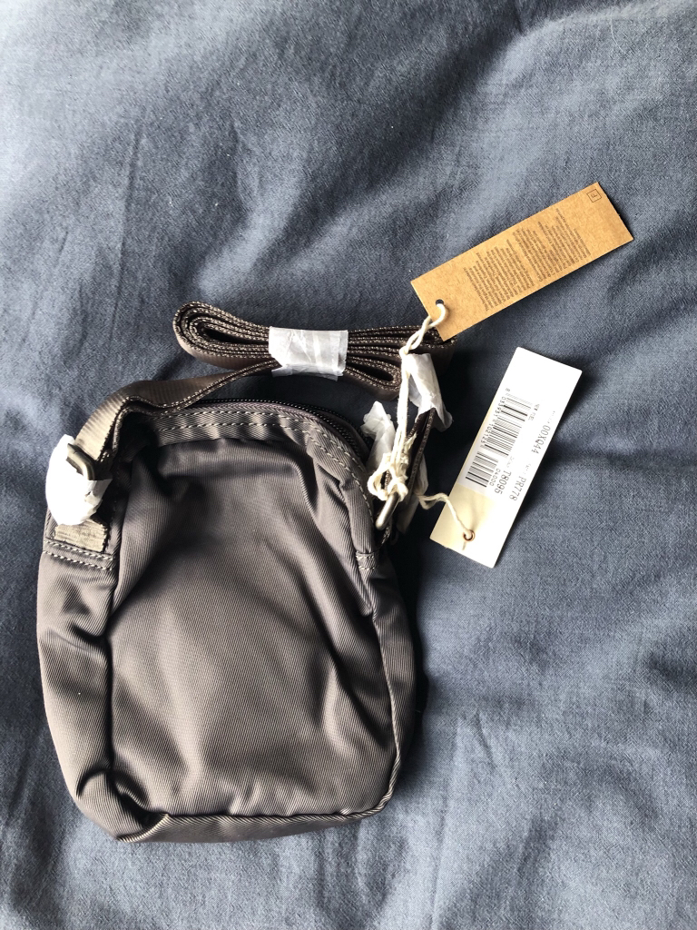 New Diesel vintage unisex crossbody mini bag image indicator(2)