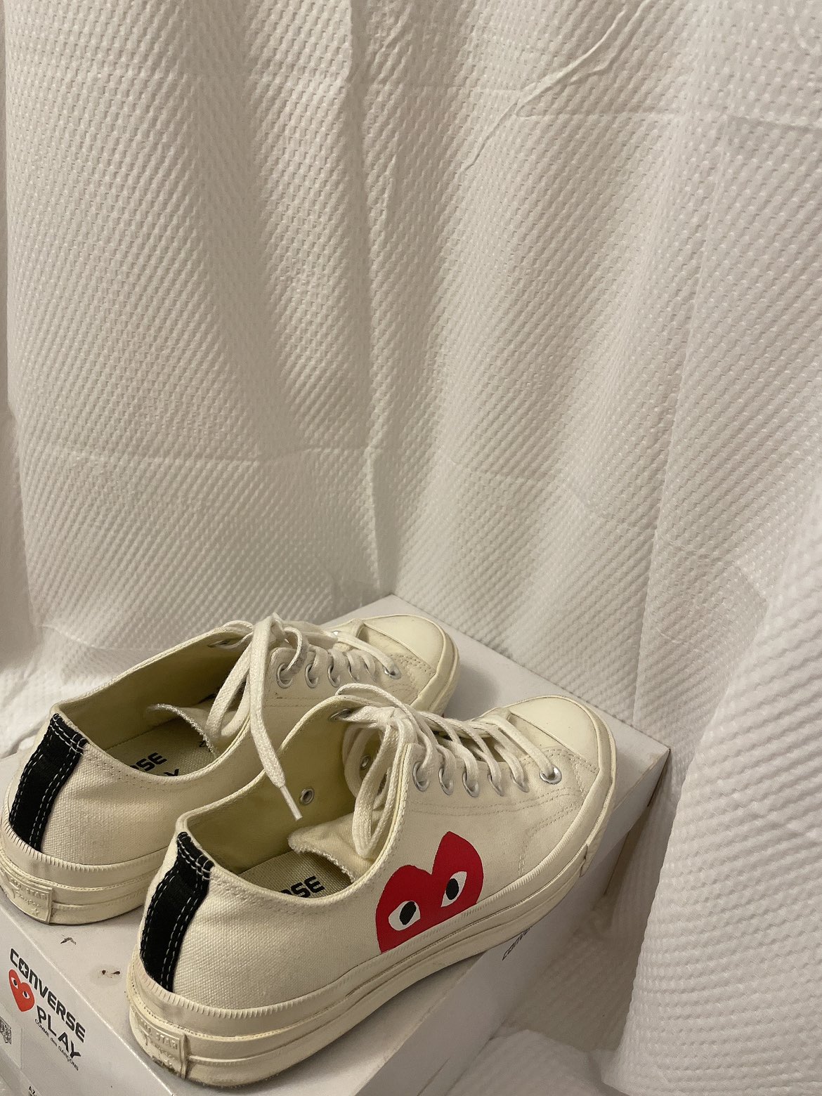 COMME DES GARÇONS PLAY Off-White Converse Sneakers - photo 3