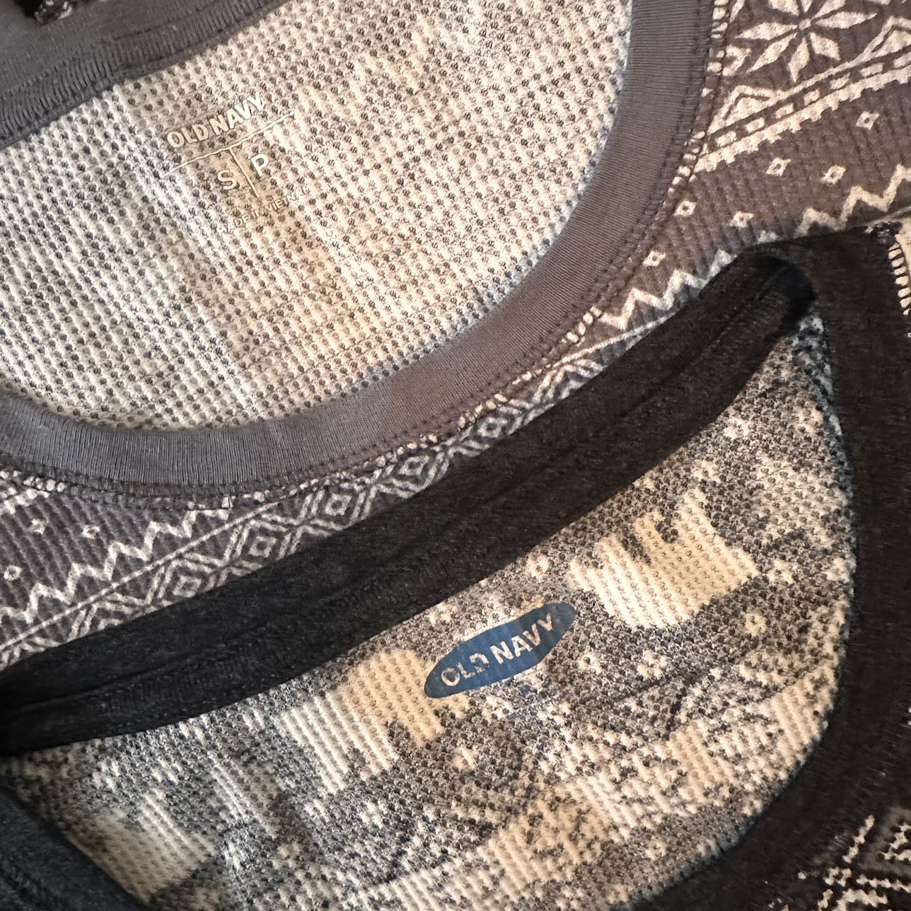 Old Navy Thermal-Knit Long-Sleeve Pajama Top (Bundle of 2) image indicator(5)