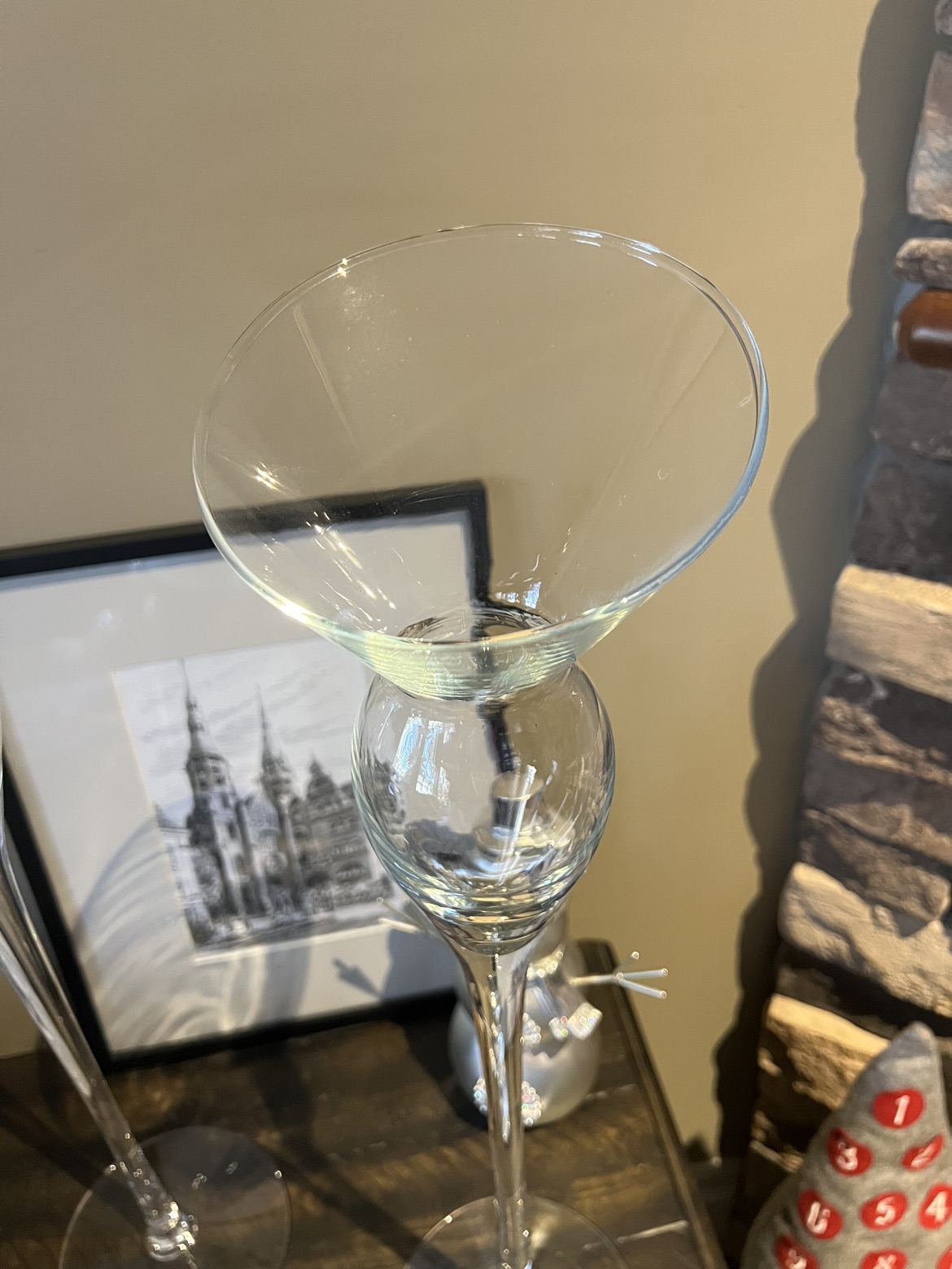 Beautiful Set Of Art Glass Flower Bud Vases image indicator(2)