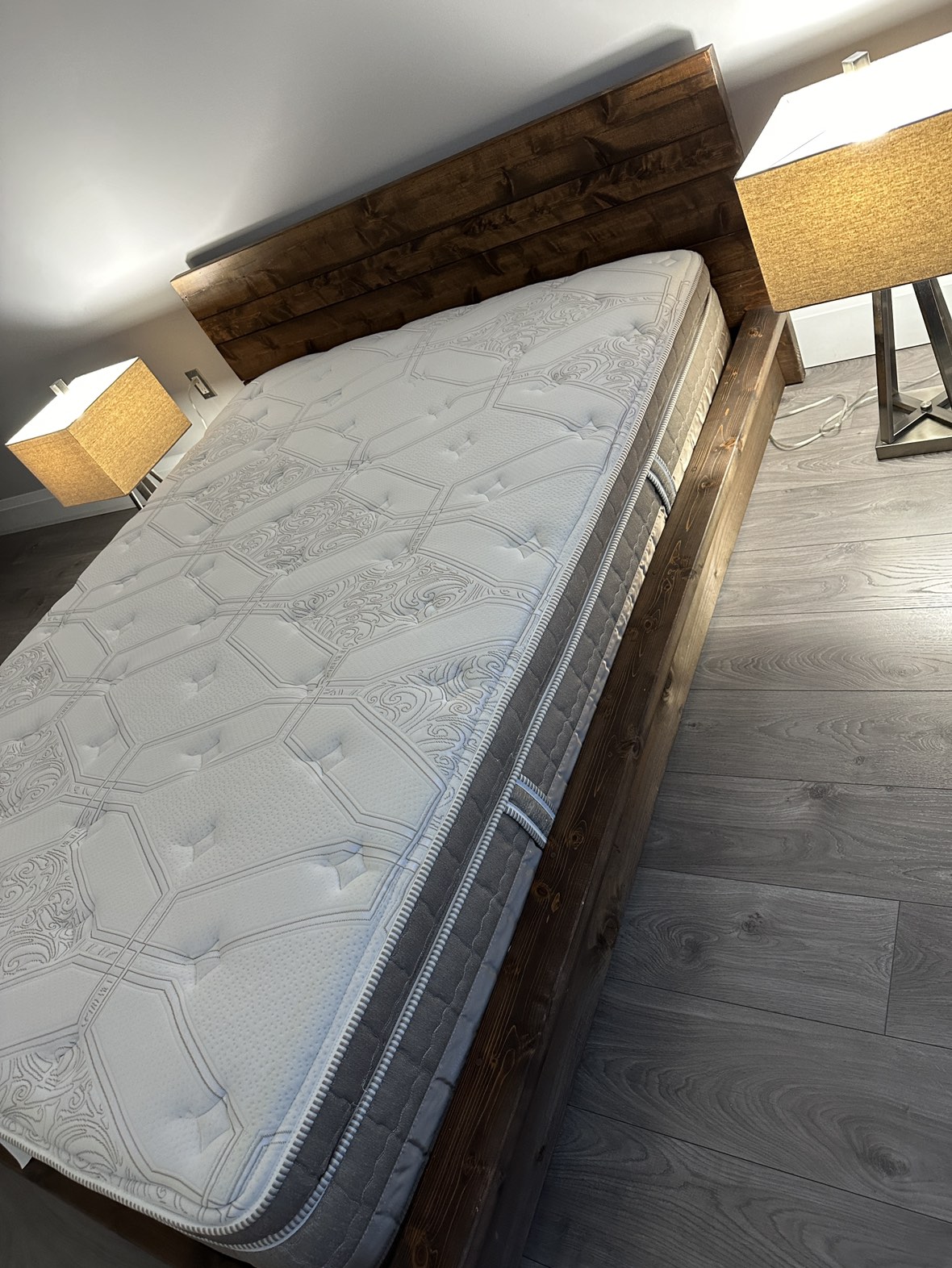 Serta Queen Mattress - MUST GO!!! - photo 4