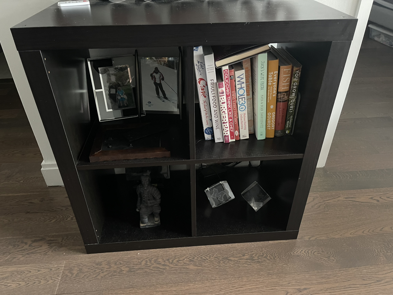 Cube shelf
