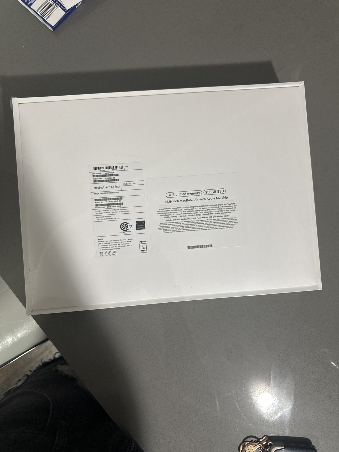 Brand New MacBook Air 13.6 in - photo 2