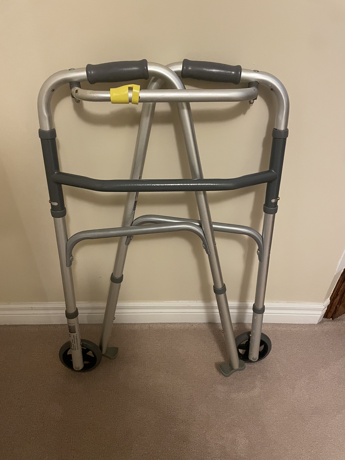 Foldable Aluminum Walker - photo 4