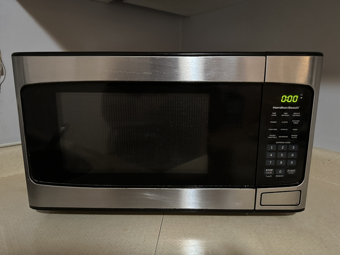 Hamilton Beach Microwave in great condition - photo 2